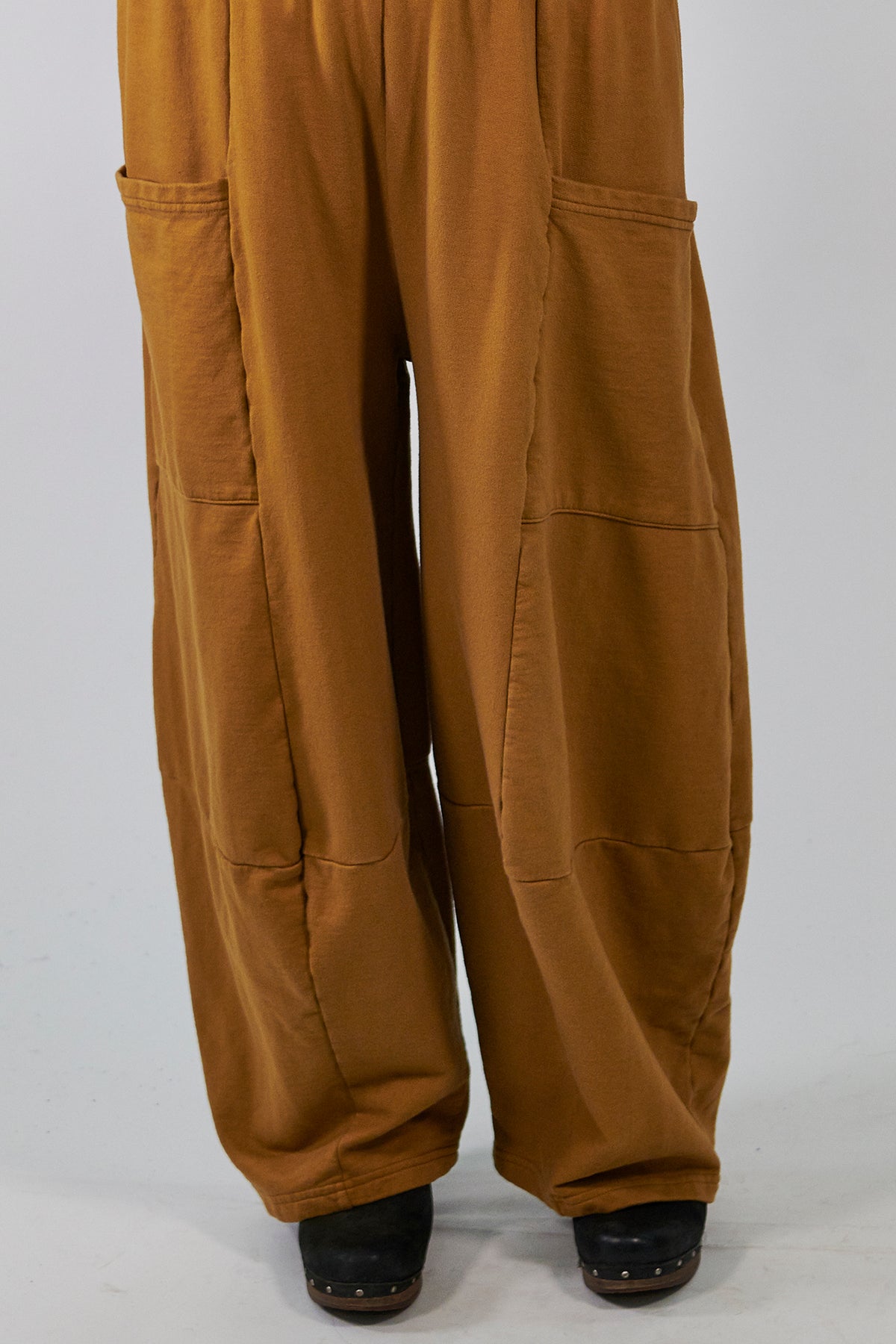 3292  Winter Four Square Pant with Pockets- Palo Santo