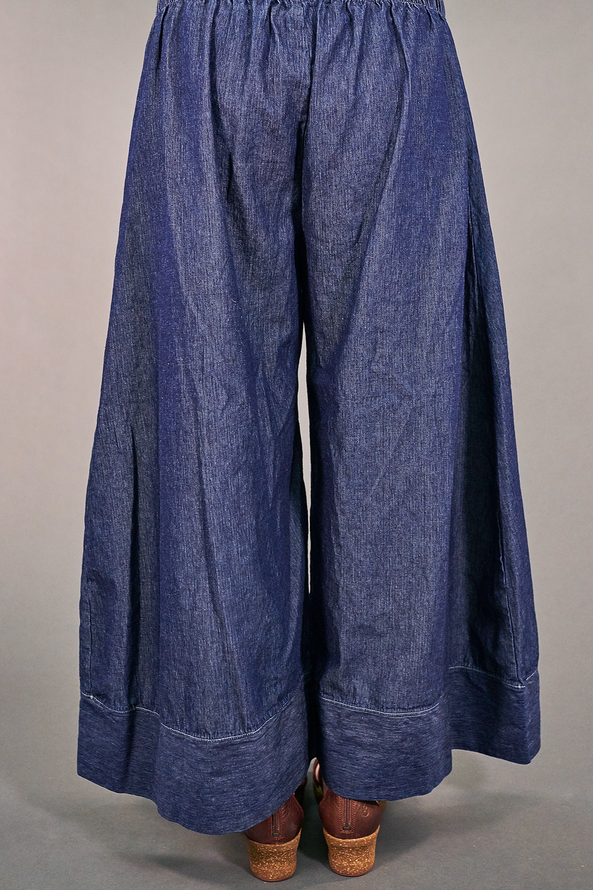 3302 Blue Fish Jeans-U