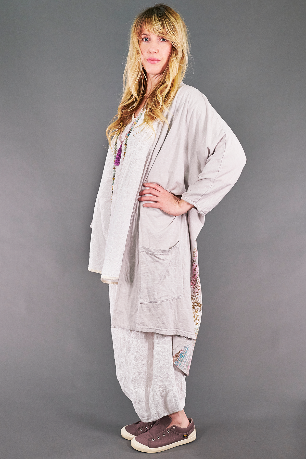 5243 Kimono Cool Gray-P