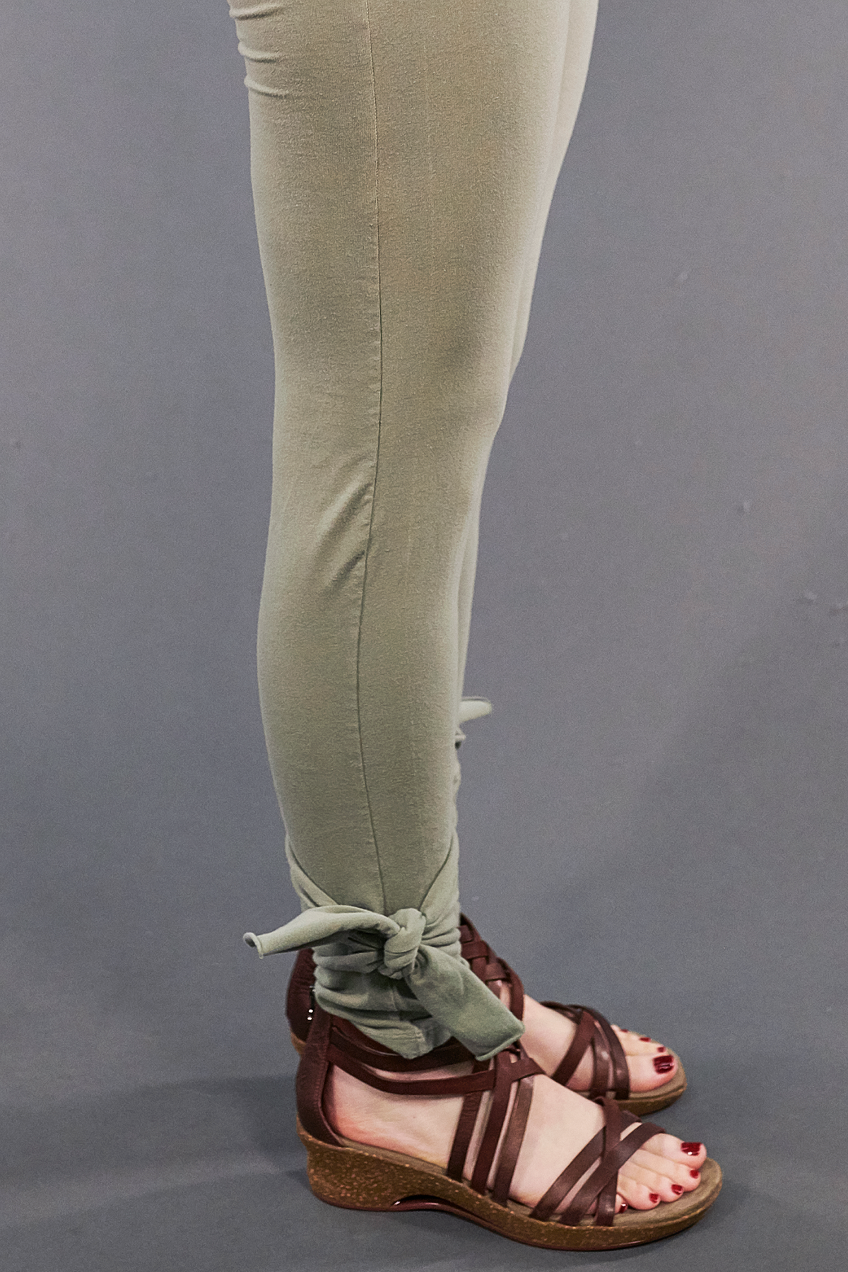 3185 Side Wrap Legging-Lichen-U