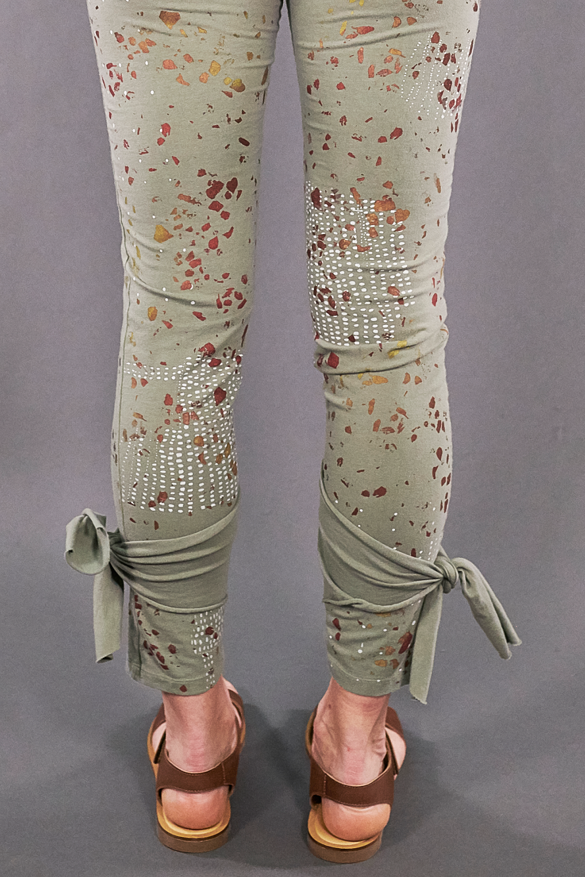3185 Hand Printed Side Wrap Legging Lichen-P