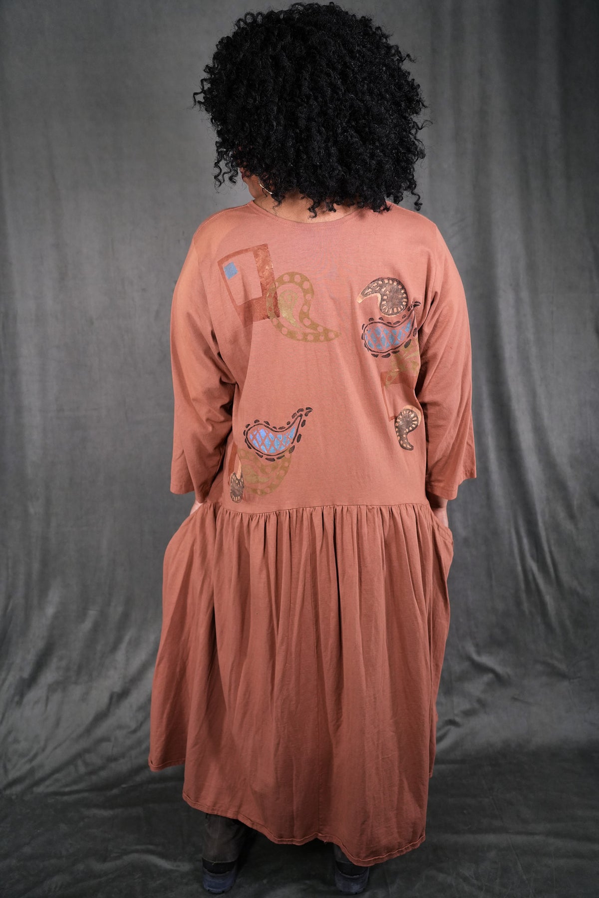 V1333 Peach &amp; Paisley Cotton Dress-P