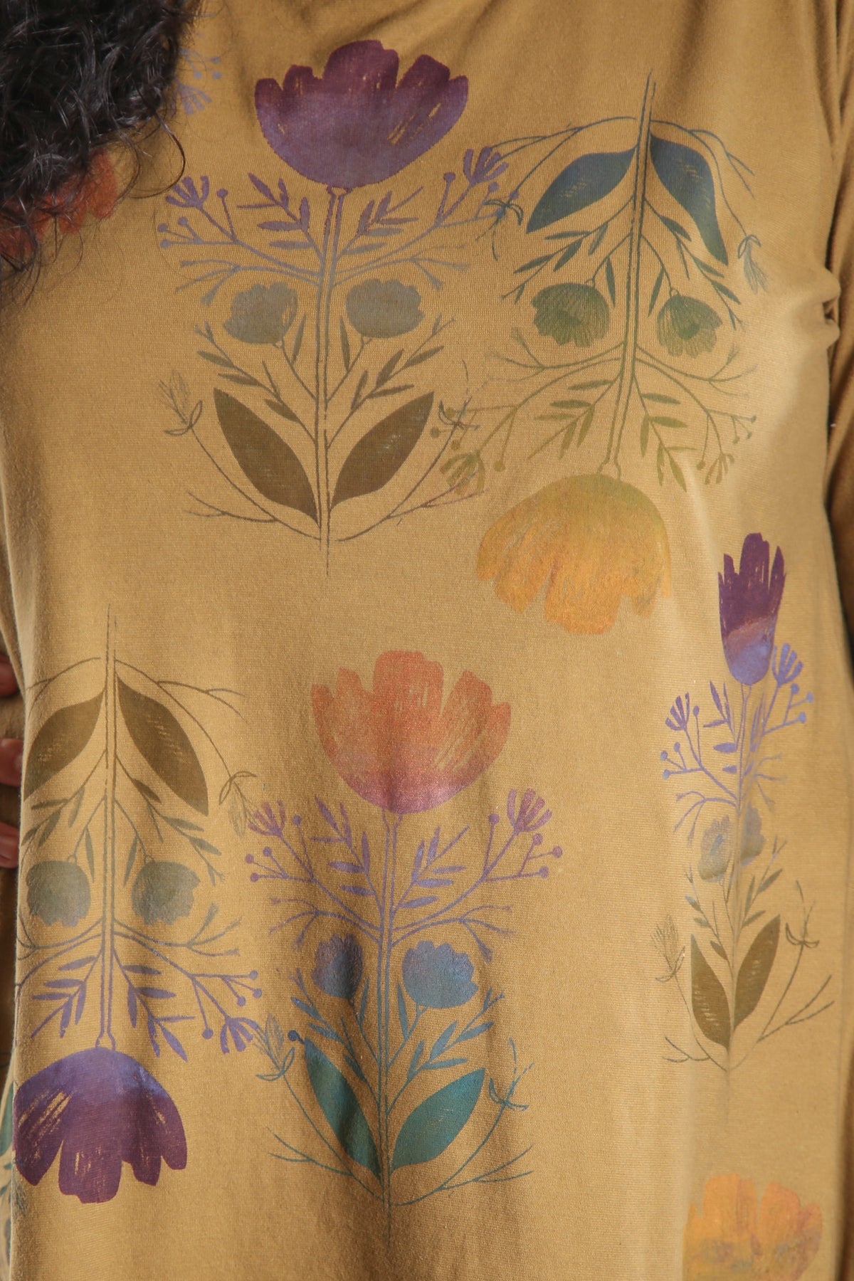 1190 Long Sleeve Dark Gold/Olive Cafe Tee Printed w/Orly Floral