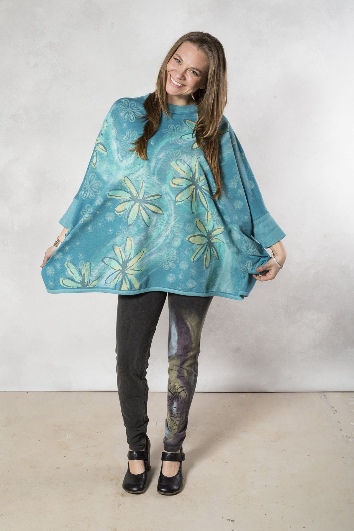 Distressed Mariposa Square Top Printed- Blue Fish Clothing