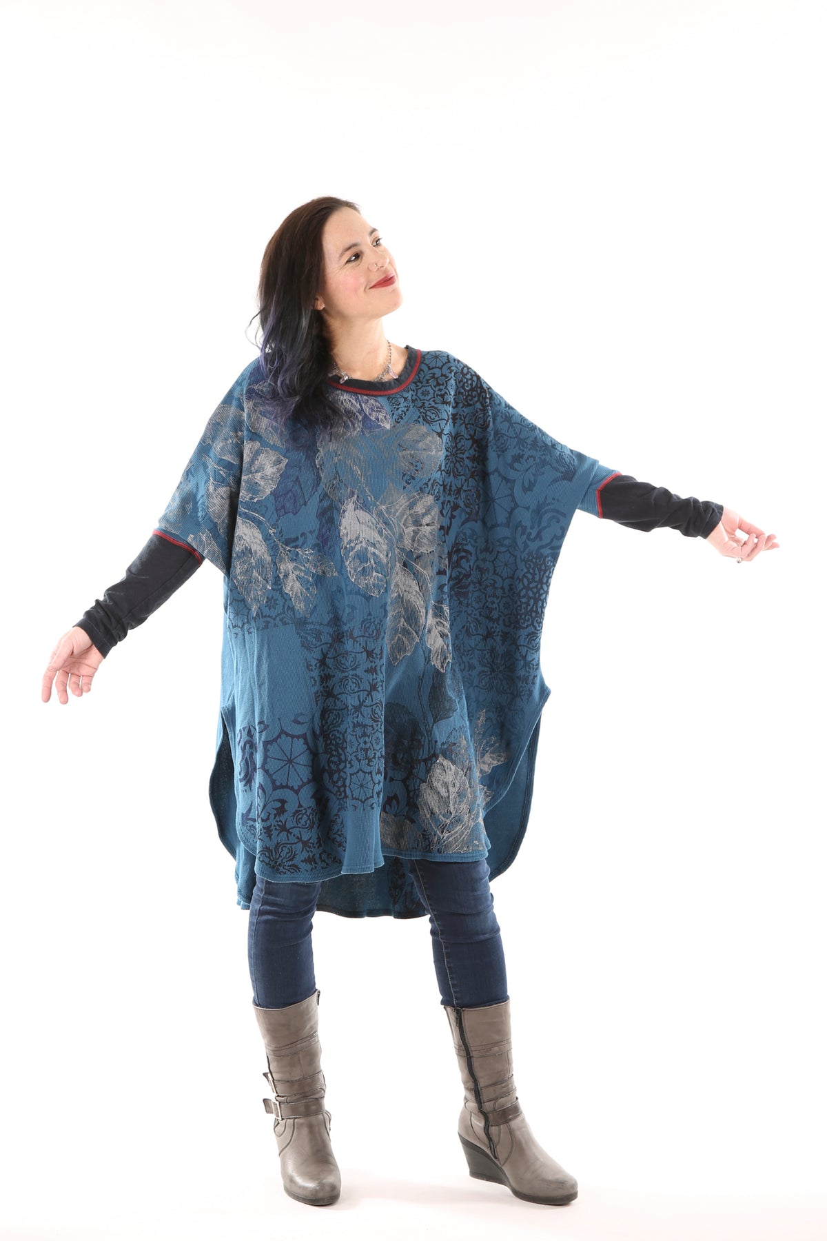2251 Natural City Tunic- Blue Sea-Silver Leaves